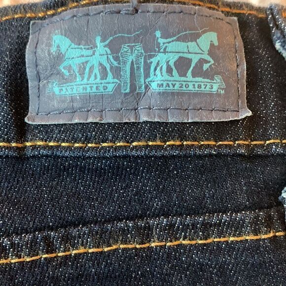 LEVIS, cropped skinny, NWT, size 11,. 30 waist, great style - Picture 7 of 14